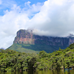 Auyantepui1